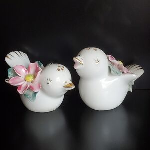 Vintage White Gold Birds Pink 3D Flowers Ceramic Salt & Pepper Shakers Japan
